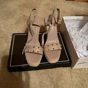Womens Wedge Sandals Size 9
